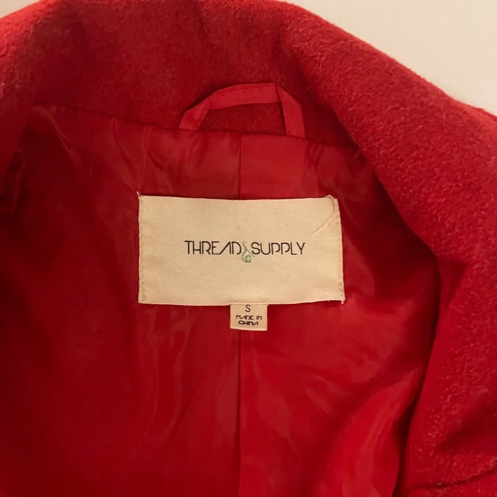 Red jacket - Picture 2 of 2